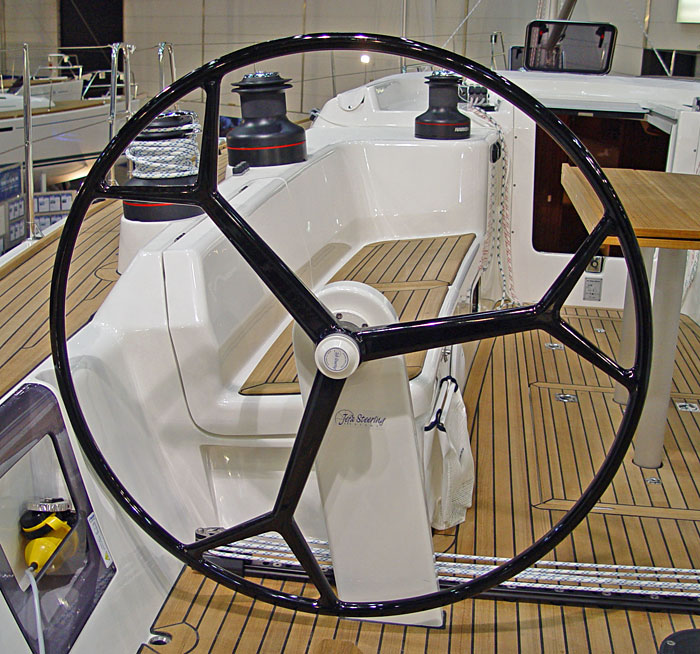 carbon sailboat steering wheel